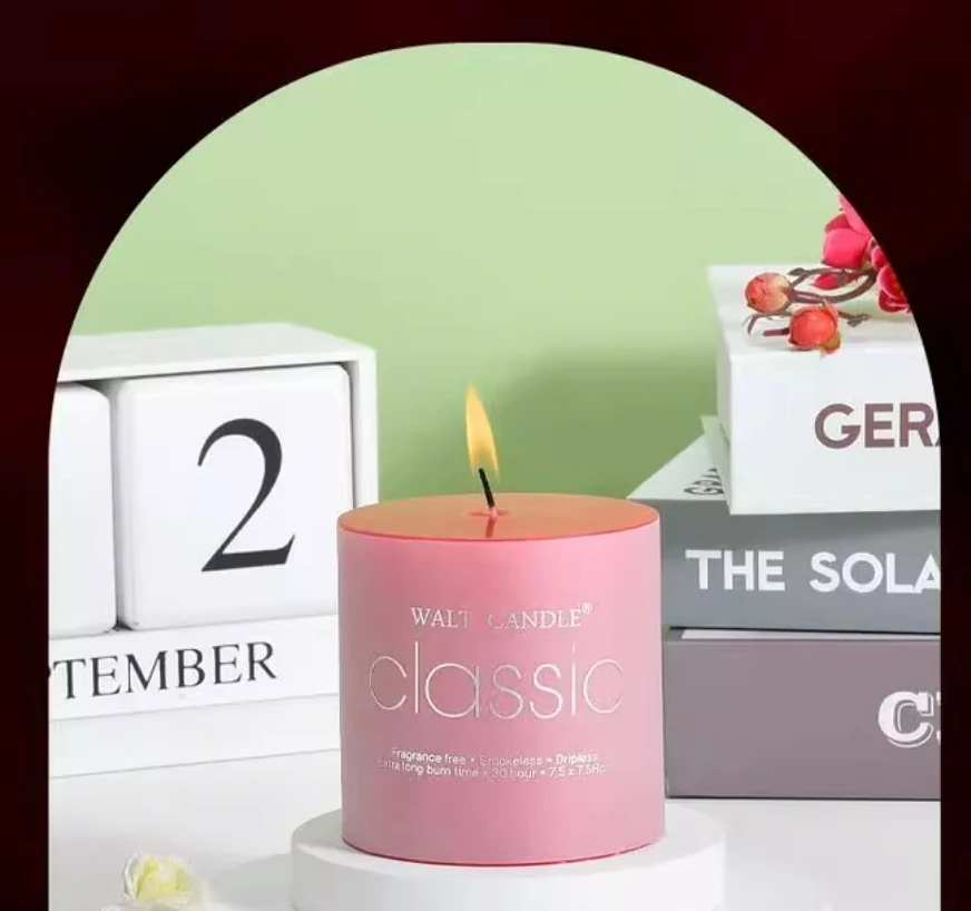 Cylindrical high-value romantic aromatherapy candles for smoking and sleep aid, French desktop candles for home use