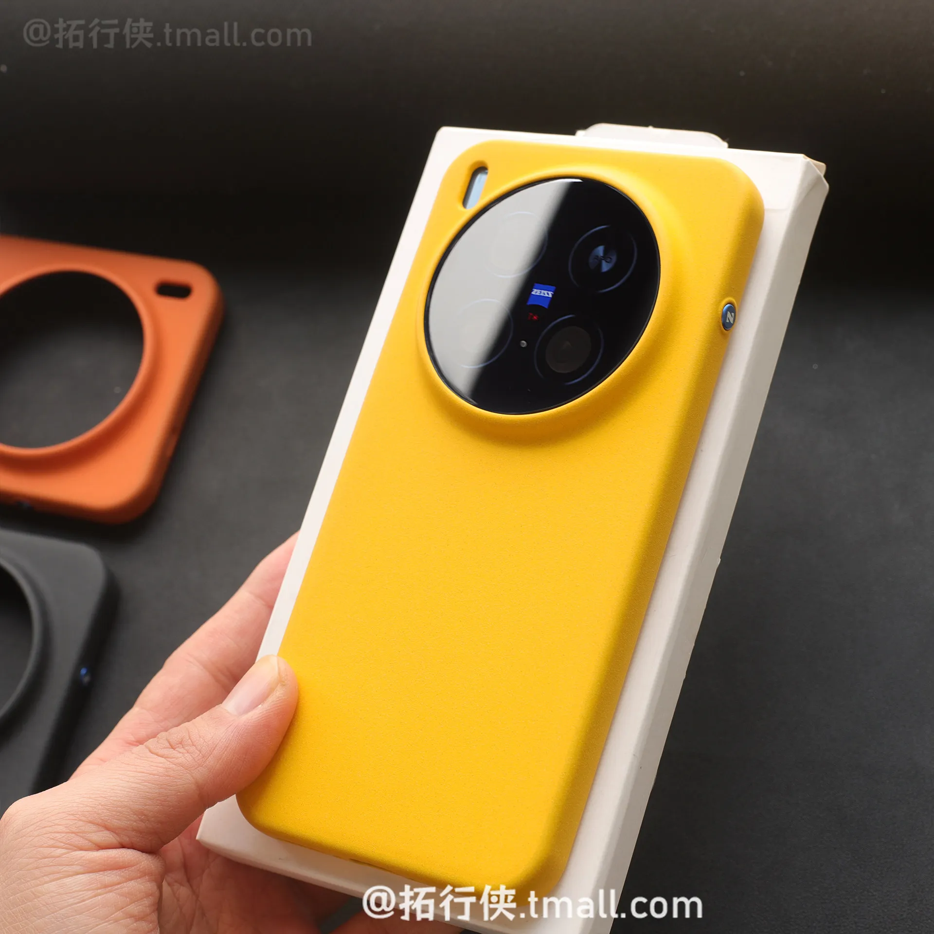 Frosted Ultra-Thin Magnetic Back Cover with MagSafe Compatible Wireless Charging