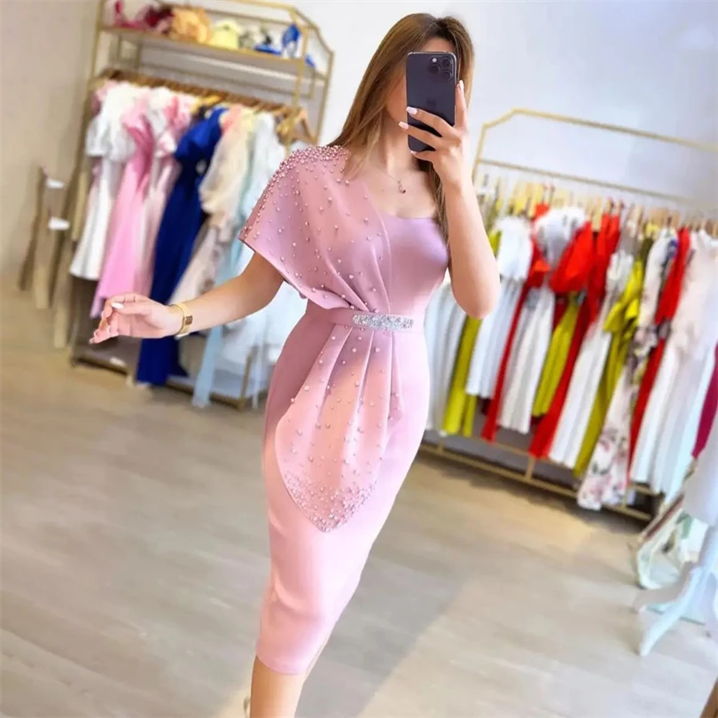 

Pink Beadings Satin Evening Gowns One Shoulder Sleeve Tea-Length Prom Dress Bodycon Sweetheart Glitter Belt 2023 Party Dresses