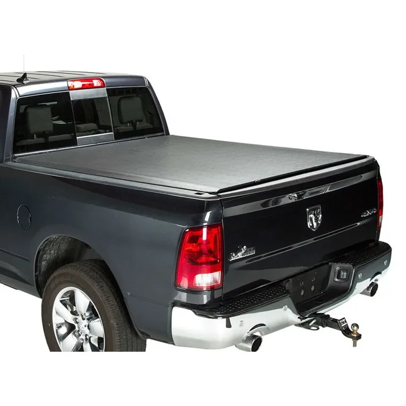 Factory Direct Sale hard Trifold Tonneau Folding Cover For Pickup 4X4 Car Accessories for bt50 custom