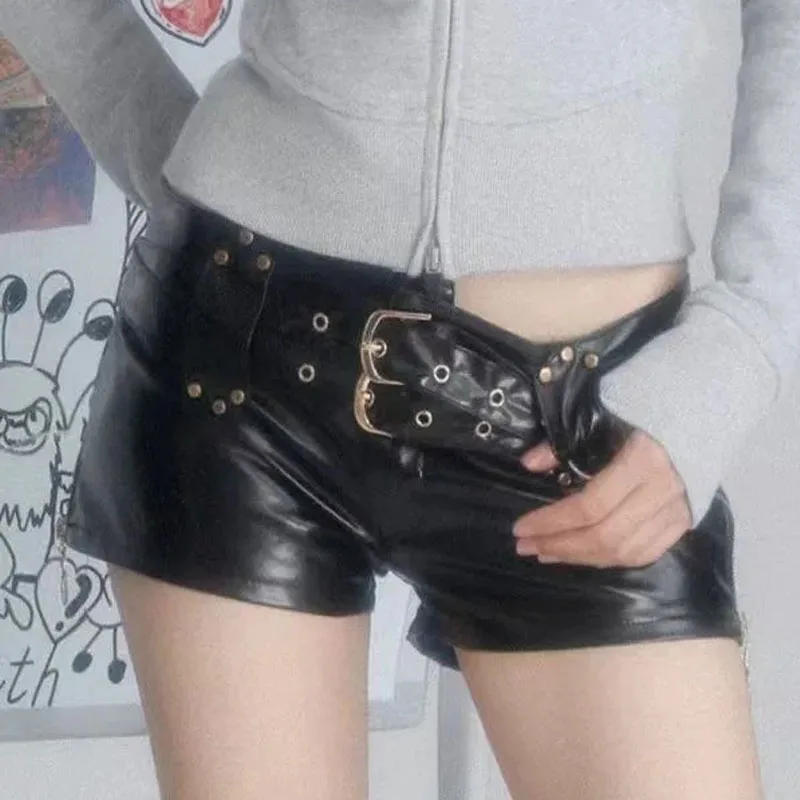 Low Waist Women's Shorts 2024 Summer New PU Leather Fabric Bandage Rivet Splicing Ladies Skinny Sexy Super Nightclub Short jeans