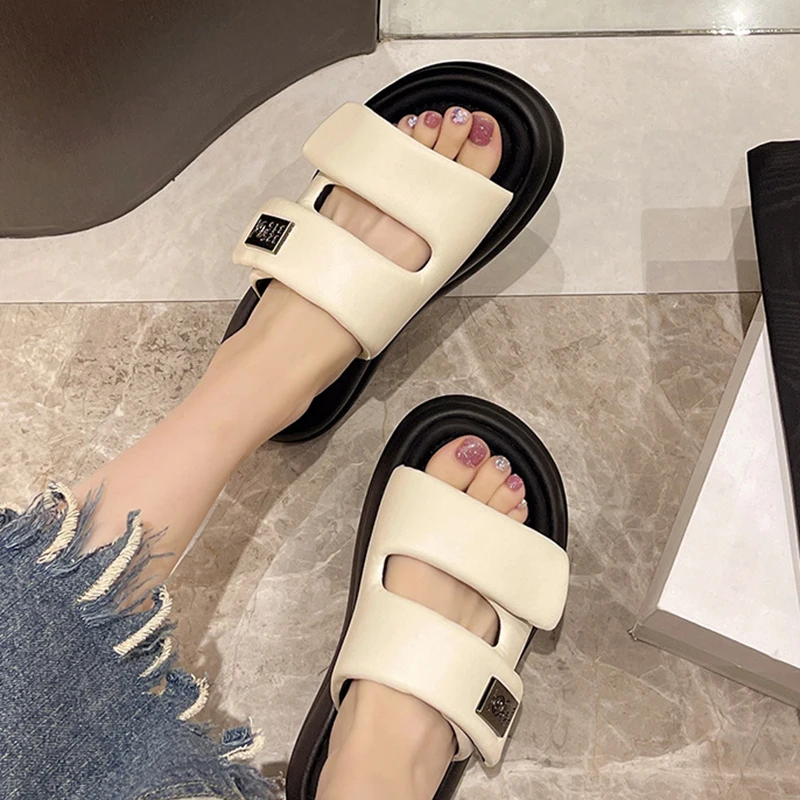 Spring Summer Thick Soled Sports Sandals Beige Heeled Sandals Wedge Sneaker Designer New Wearing Soft Soft Soled Beach Shoes