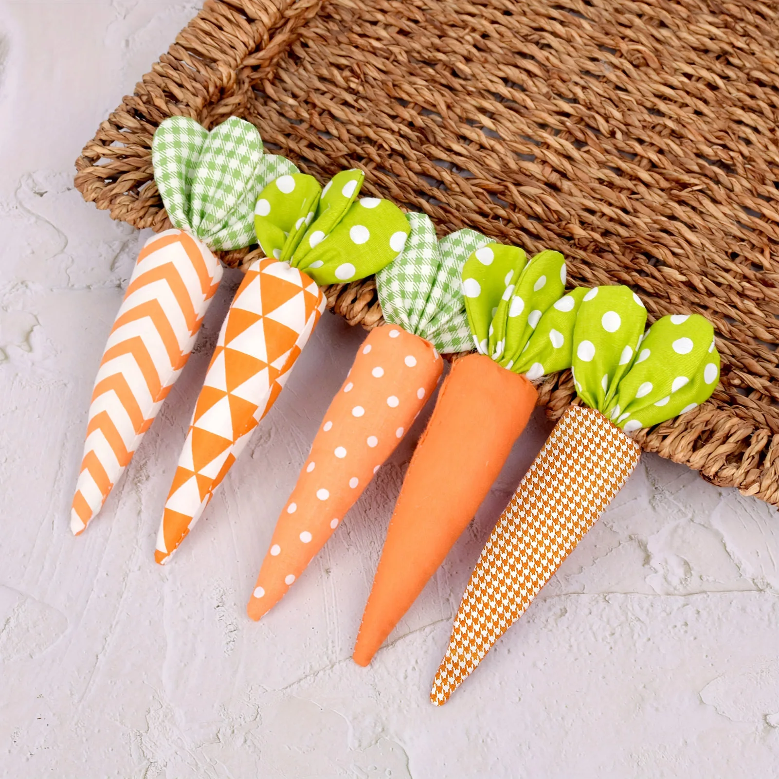 Easter Simulated Carrot Ornament Fabric Carrot Decoration Ornaments for Easter Party Cute Festival Home Decor Props 5pcs