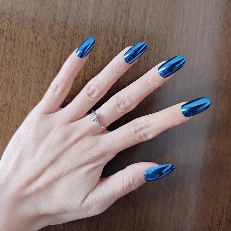24pcs Metallic Blue Press On Nails Shiny Punk Style False Nails Round Oval Short Fake Artificial Nails Full Mirror Nail Tips