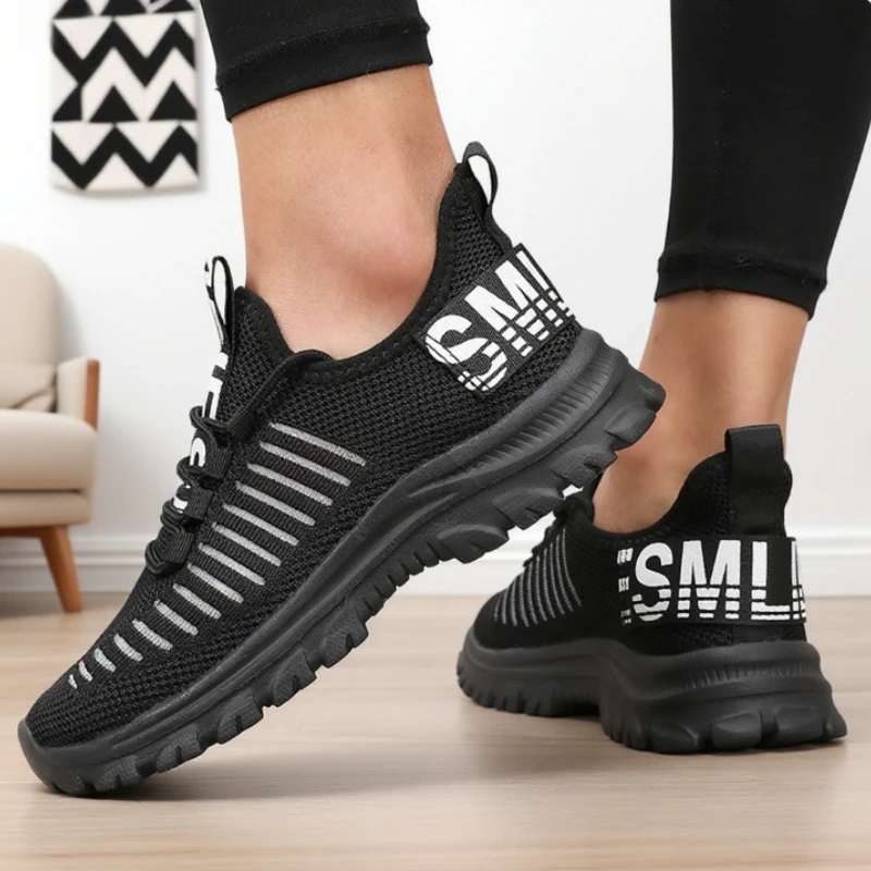 Promotional Women's Shoes Lightweight Breathable Mesh Outdoor Sneakers Quick Drying Fitness Tennis Training Lace Up Women Shoes