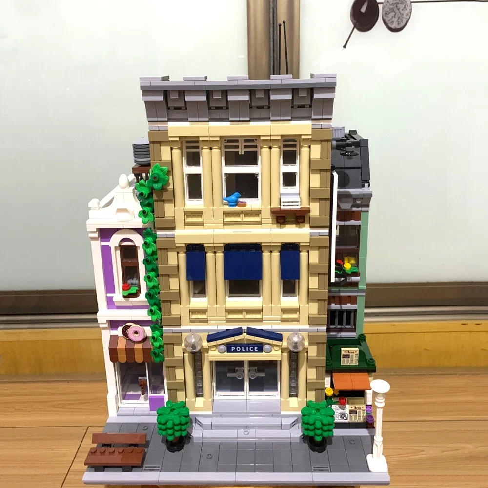 

Classic Hot Sale Model Moc Modular Building Blocks Bricks Action Figures Educational Kids Children Girls Toys