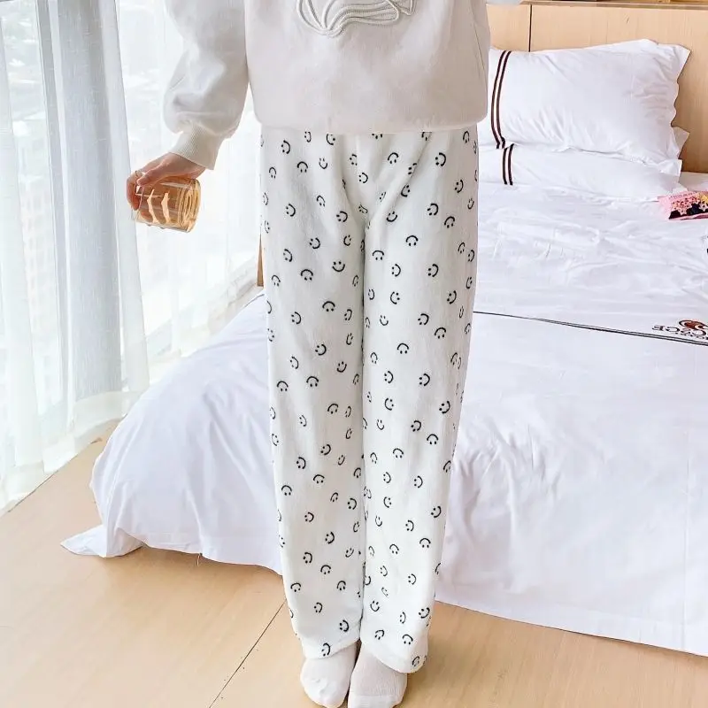 Harajuku Kawaii Smiling Coral Velvet Plush Sleepwear For Women White Winter Fur Fuzzy Pjs Pajamas Long Pants Y2k Home Wear Girls