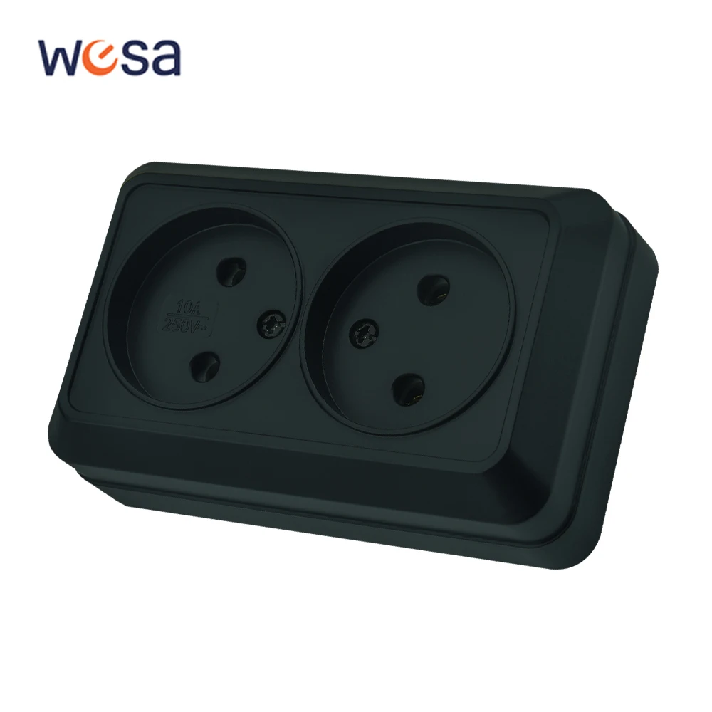 พื้นผิวผนังปลั๊กไฟสีดําปลั๊กไฟมาตรฐาน EU สีพลาสติกไม่สารหน่วงไฟพื้นผิวคลาสสิก 250V 1