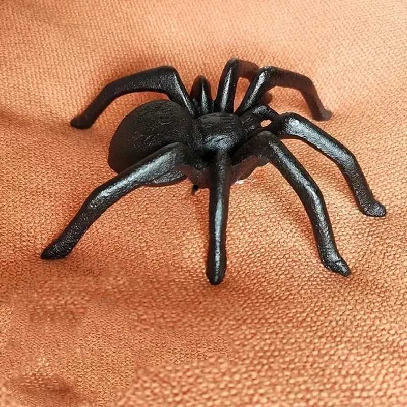Cast Iron Black Spider Statue for Home Wall Decoration