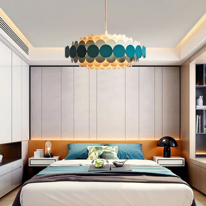 

Modern Nordic Art Decorative Pendant Light With Circle Metal Shade