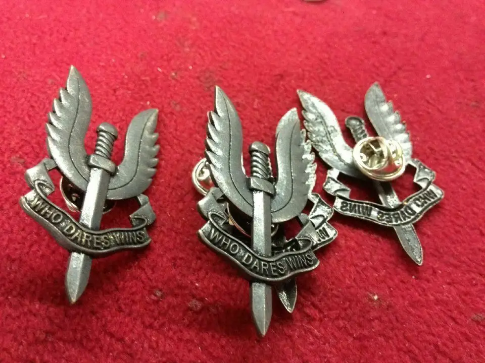 . 3PCS/LOT WW2 UK British Special Air Service SAS Who Dares Wins Medal Badge Pin