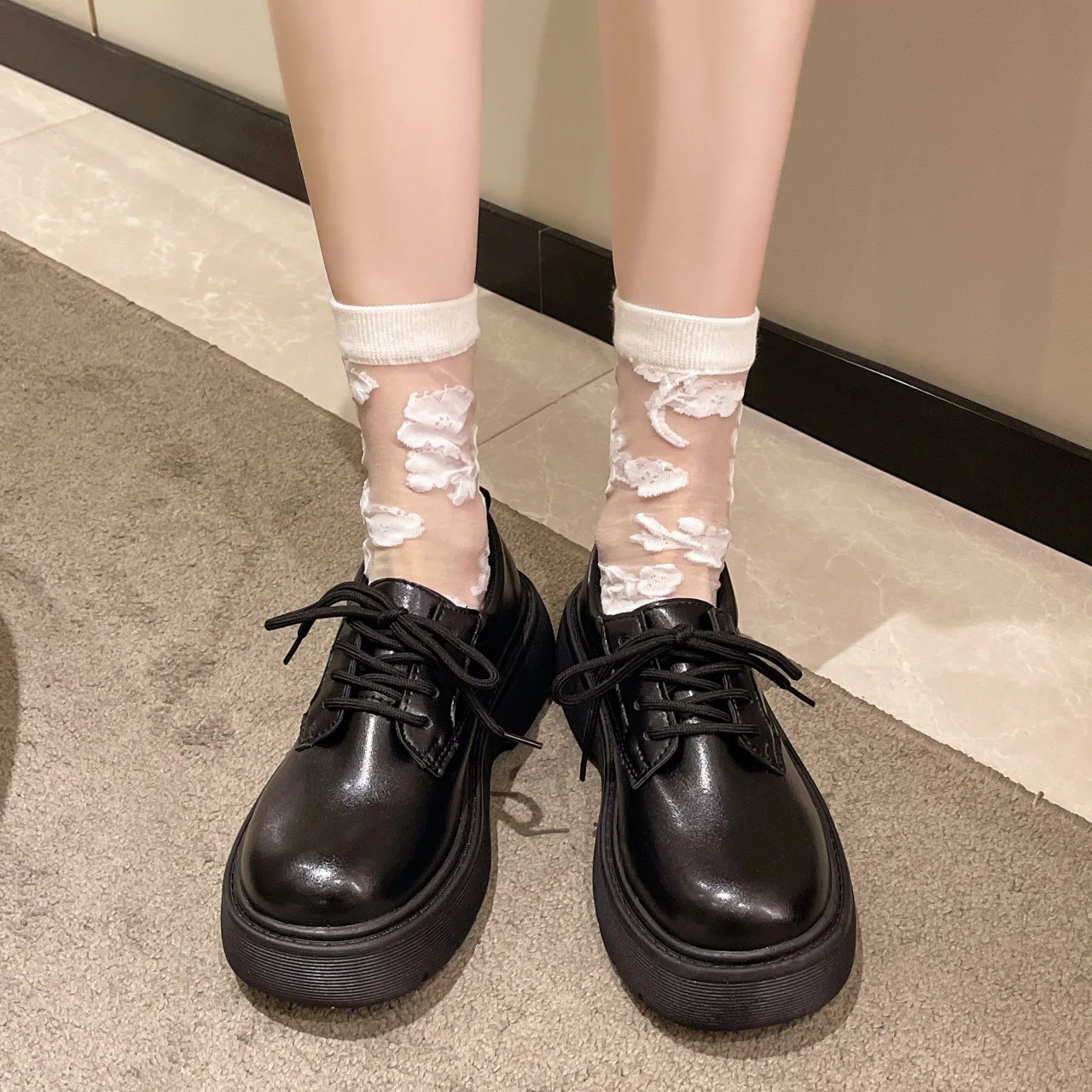 

Shoes for Women 2023 Autumn Heeled shoes Leather Non Slip Lace Up Thick Bottom Patent Leather Non Slip Women's Flats Loafers