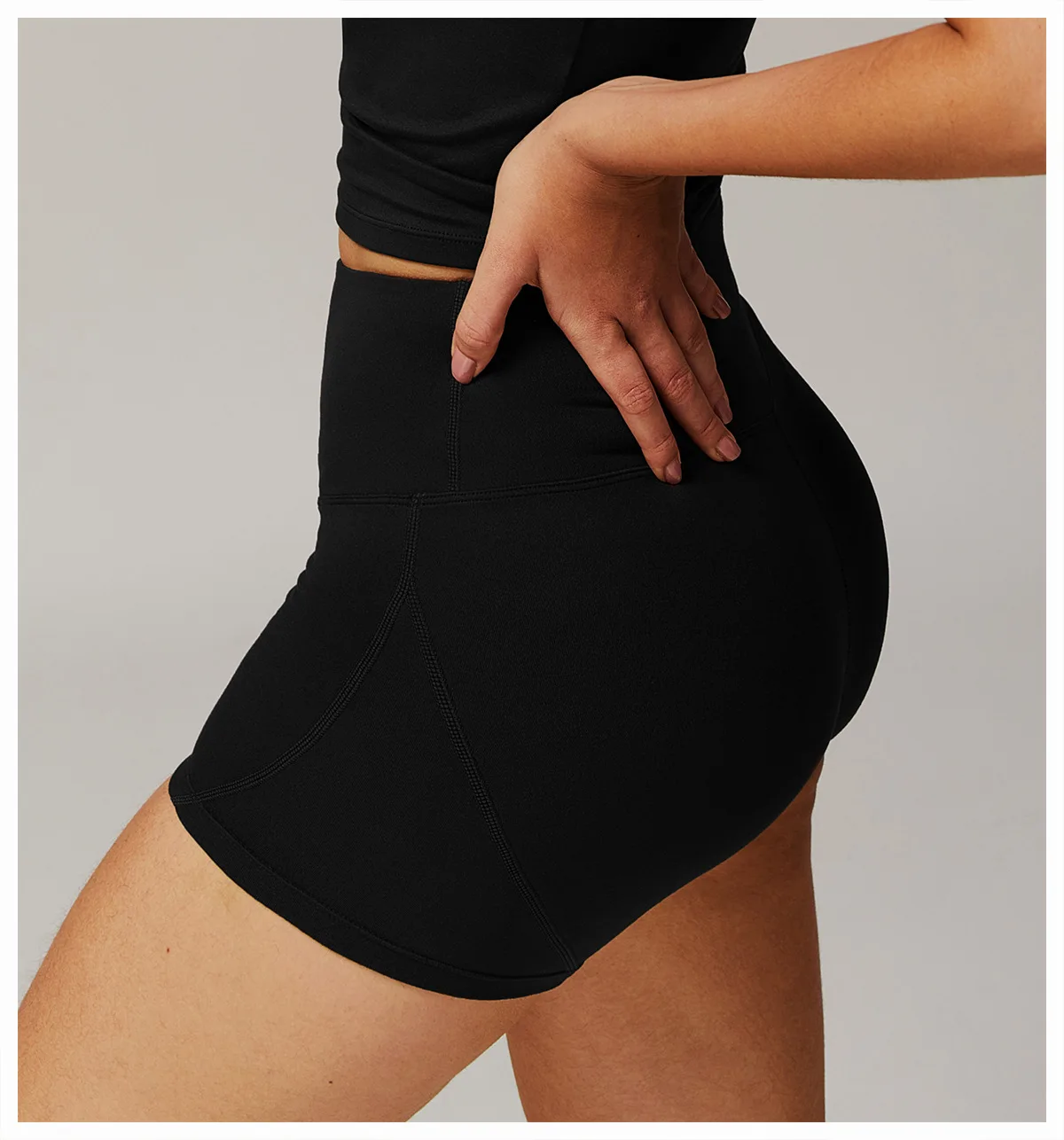 2025 New Yoga Shorts For Women High Waist Lift Sports Outerwear Running Workout Shorts 9152
