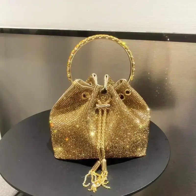 thumbnail image 1 of Bolso de mano de noche con borlas de diamantes para mujer, de lujo, de diseñador, con cadena, anillo de metal, asa, cristal brillante, para boda o fiesta, 1 of 5