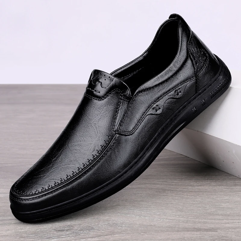 

Brand Fashion Men Driving Moccasins Comfortable Slip on Oxford Shoes Men Casual Shoes Leather Loafers Office Shoes Designer Shoe