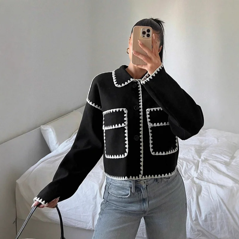 European and American Autumn New Women's Fashionable Versatile Top Color Block Long Sleeve 1