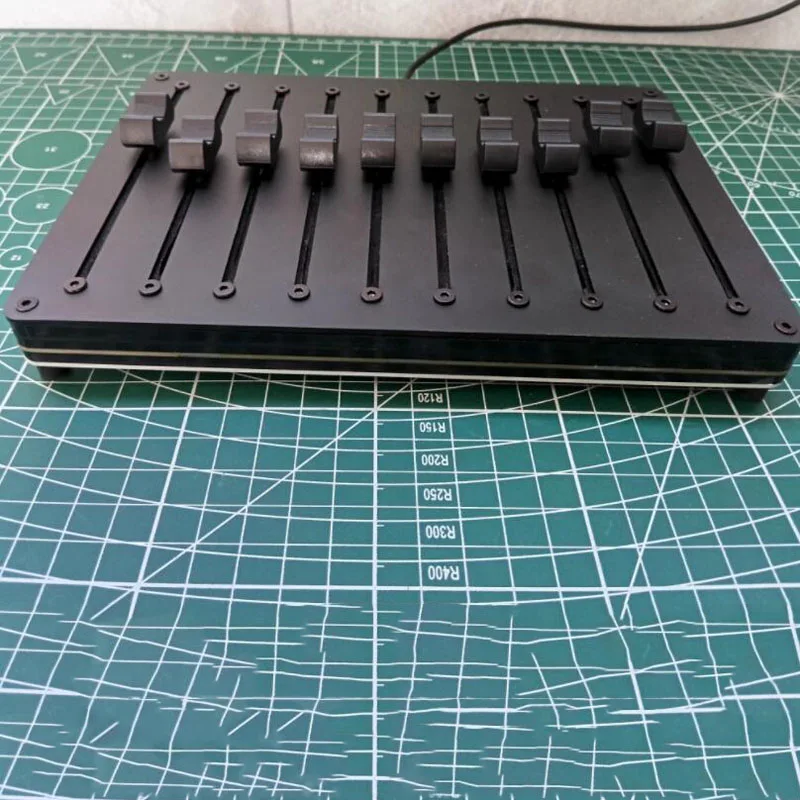 USB/type-C interface DAW software, 10-channel MIDI controller faders - customizable CC messages