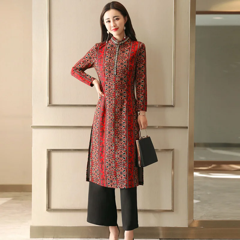 Рисунок 4 - Платье с принтом в национальном стиле