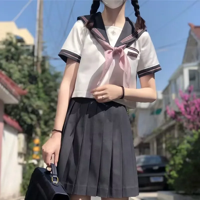 달콤한 복숭아잎에서 영감을 받은 JK 유니폼 반팔 세일러탑과 주름 스커트 일본 캠퍼스 스타일 투피스 세트 완벽한 조합