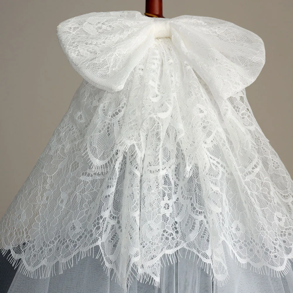 SLBRIDAL Zweischichtiger Spitzen-Schleier mit Schleife und Perlen, Brautschleier mit Kamm, Hochzeitsschleier, Brautkleid-Accessoire für Damen – Detail 7