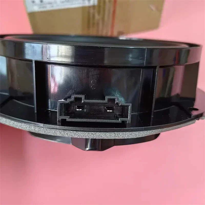 Auto Front or Rear Door Bass Sound Speaker Horn For VW Tiguan 2 II 5NA035454 5NA035453