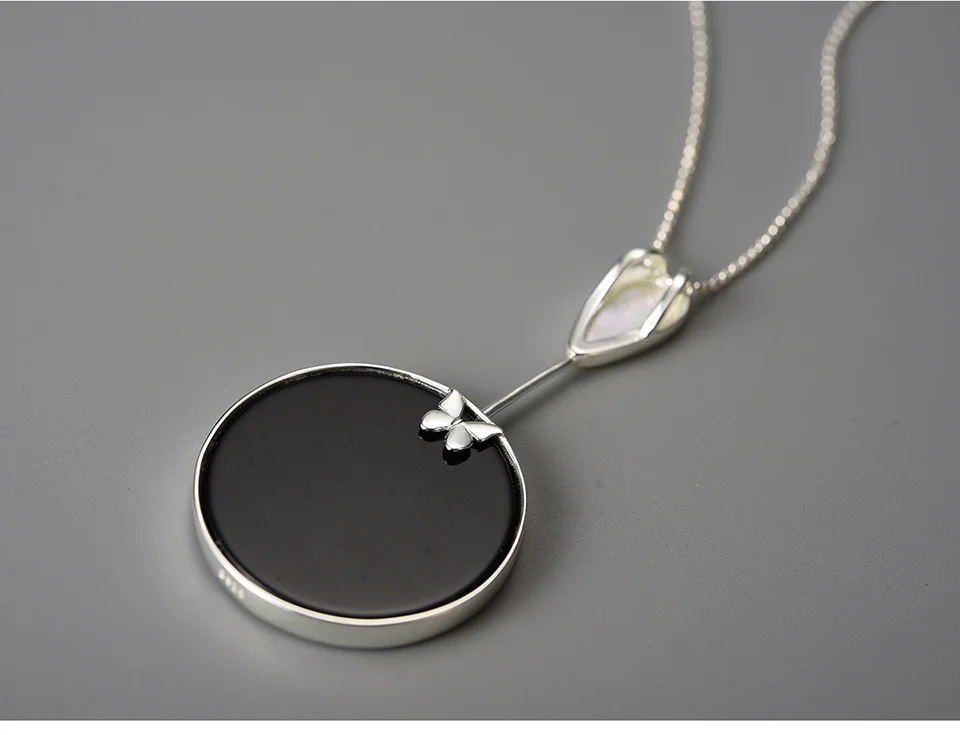 Silver Round Natural Agate Stone Butterfly Pendants and Necklaces