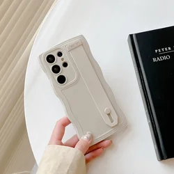Curly Wave Wrist Strap Bracket Case with Candy Soft Silicone Cover - Galaxy Note10+ (Antique White)