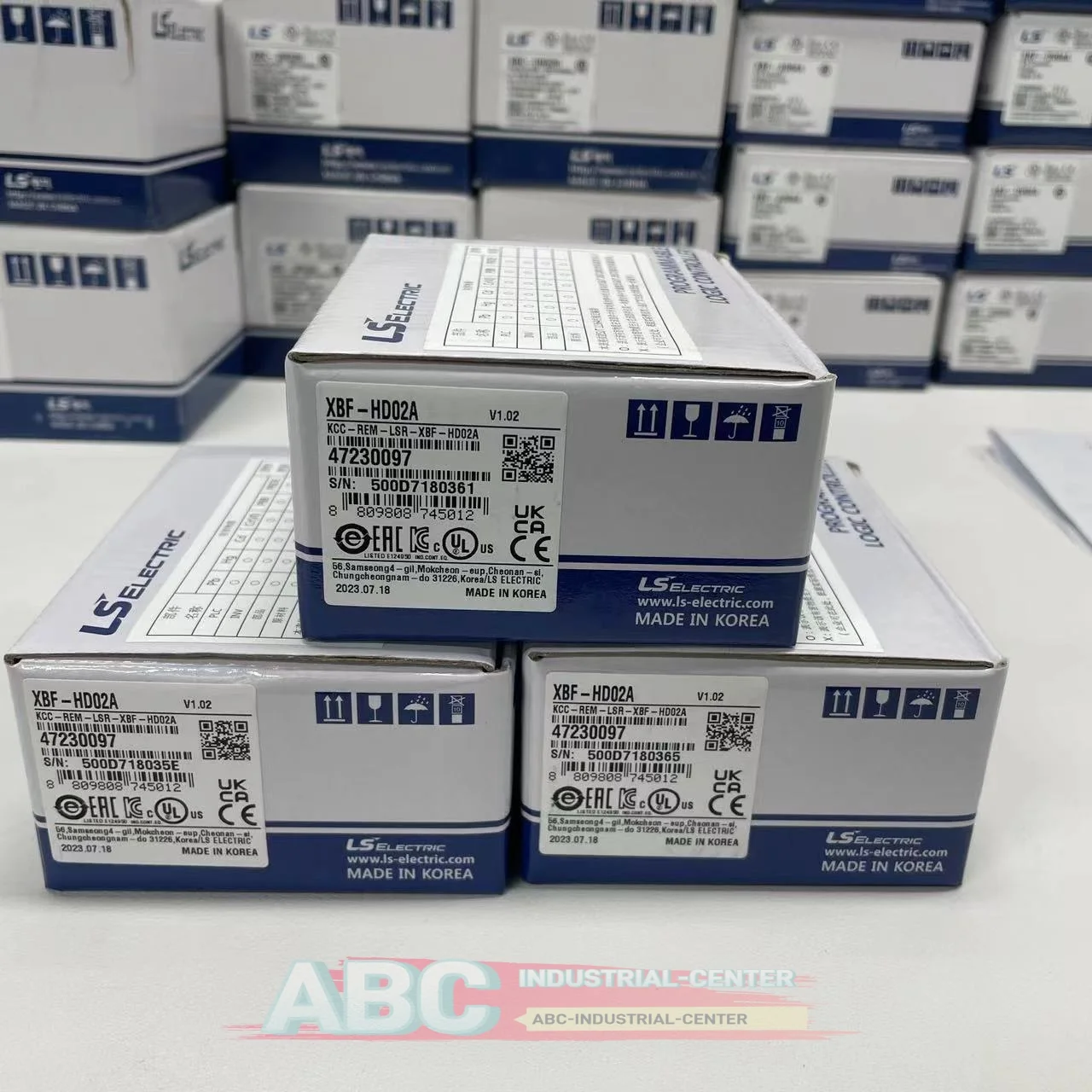 PLC 모듈 XBF-RD04A 새로운 XBF-HD02A 박스 내
