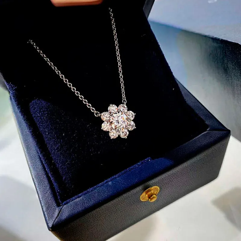 925 Sterling Silver Carat Moissanite Sunflower Necklace