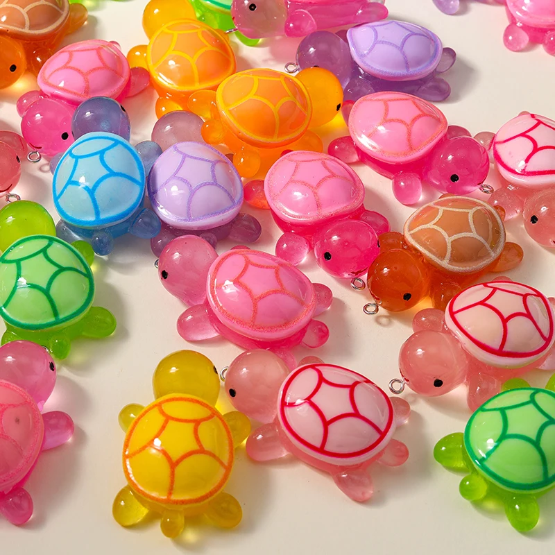 Leslie 5er-Set große Harz-Schildkröten-Anhänger, niedliche Cartoon-Schildkröten-Charms, Meerestier-Schlüsselanhänger, Halsketten-Anhänger, DIY-Schmuckzubehör
