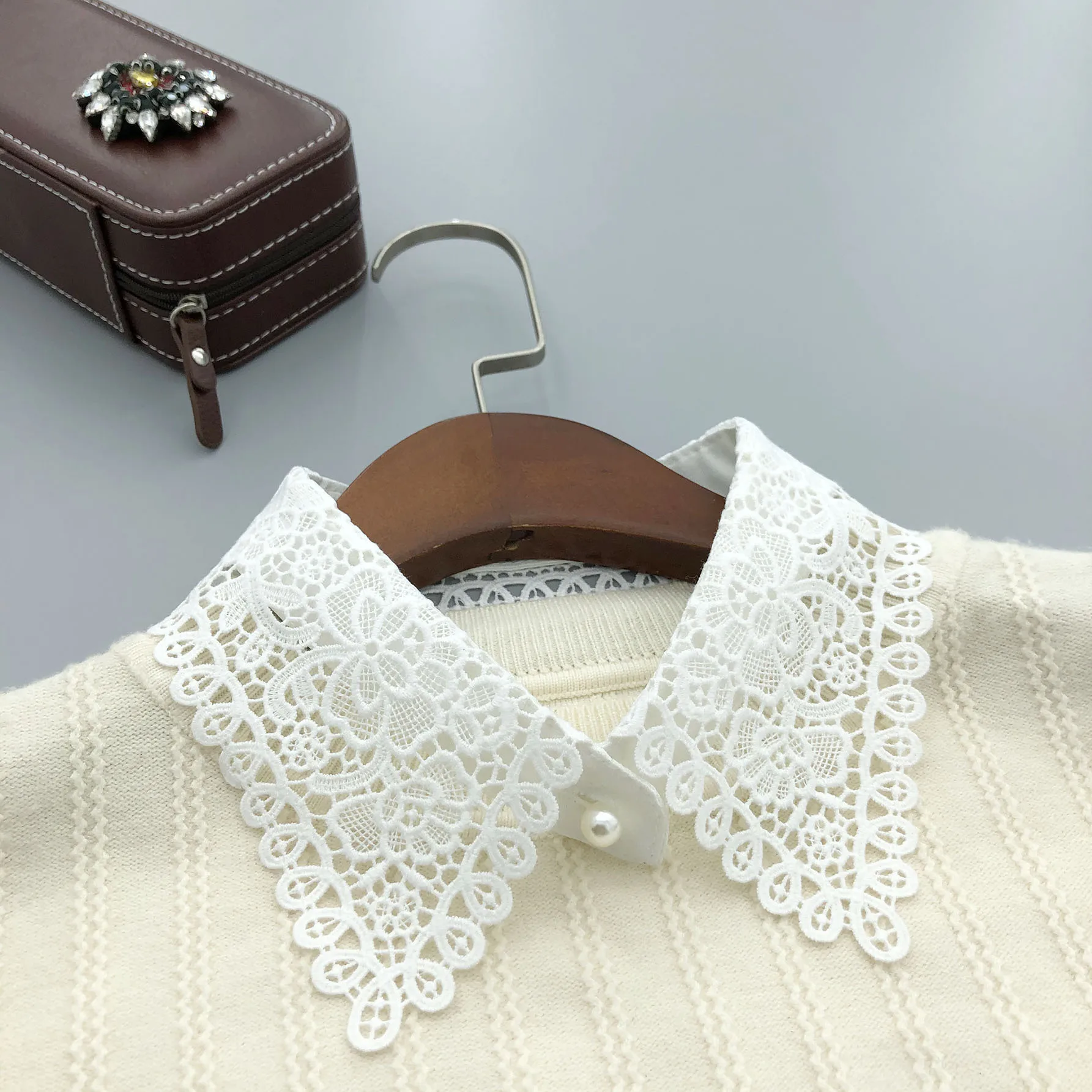 

Summer Dress Shirt Fake Collar For Women Shirt Detachable Collars Solid Color Handmade Lapel Blouse Tops Necklace False Collar