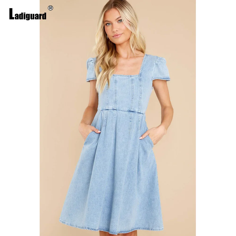 

Women Latest Casual Knee-Length Denim Dress 2022 New Square collar Stand Pocket Demin Dresses Flower Bow Jean Dress Robe Femme