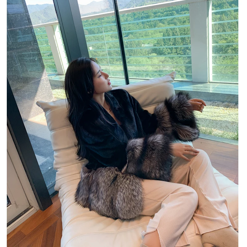 HDHOHR 2024 Winter New Real Fur Coats Women Natural Mink Fur Coats With Real Fox fur Warm Short Mink Fur Jackets For Female