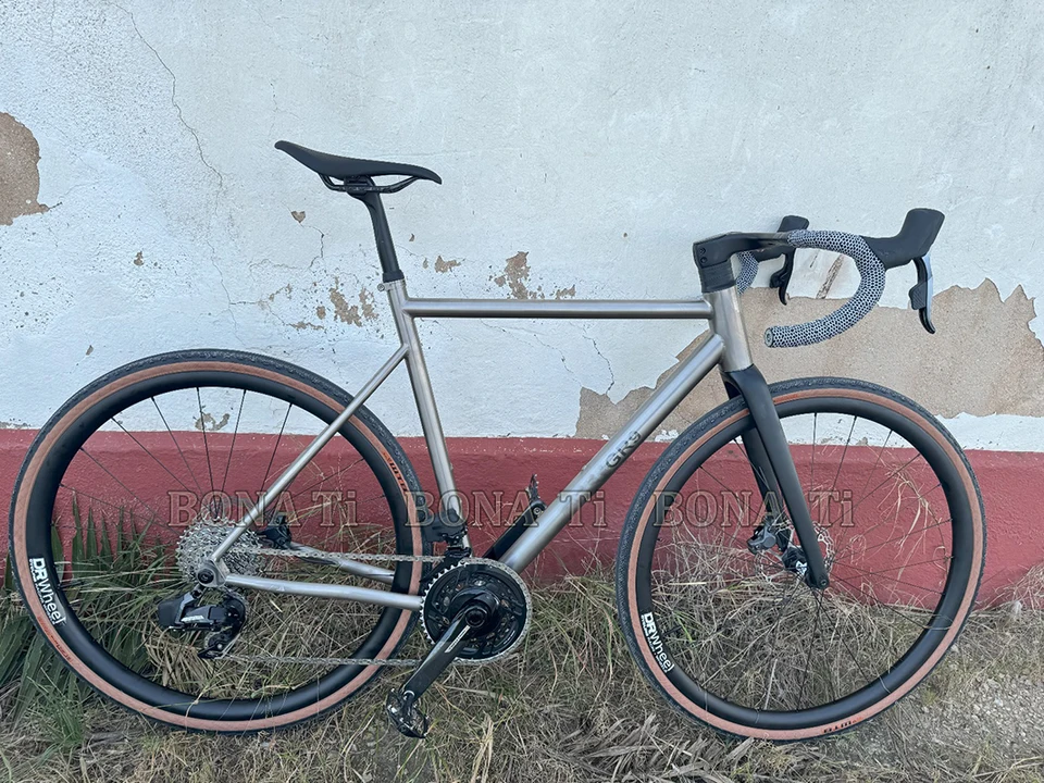 Fabricant de vélos en titane en France - Obvious