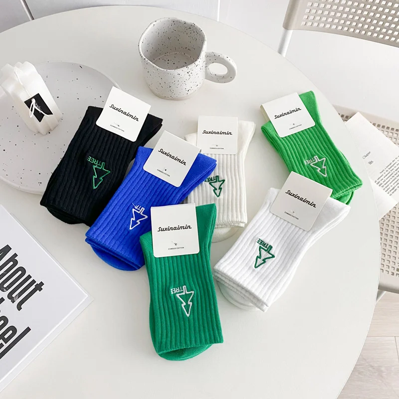 

Women's Socks Spring/Summer New Trend Medium Tube Socks Ins Street Green Sports Socks Cartoon Embroidery Sweat-absorbing Cotton