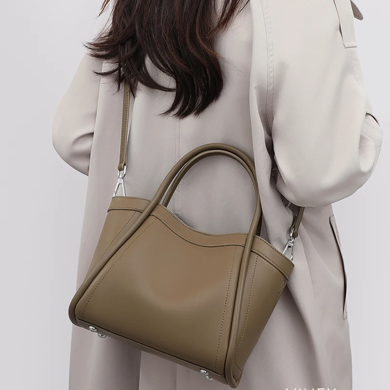 

Luxury Hands Bags For Women Genuine Leather Bag Crossbody 2024 Fashion Small Shoulder Bag With Big Chains Strap New Trend