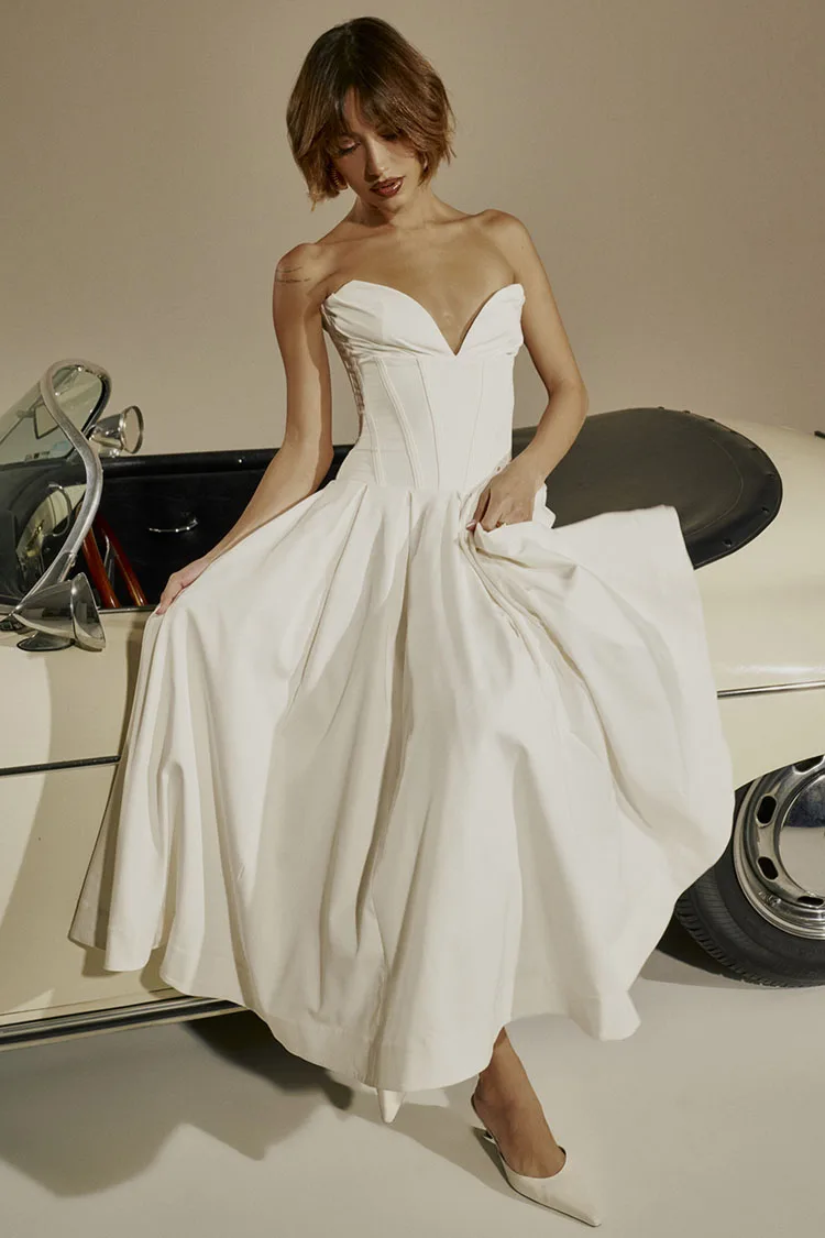 

Summer Women's Dress V-neck Sleeveless Backless Solid Color Dress Sexy Fashion Black Swing Dress