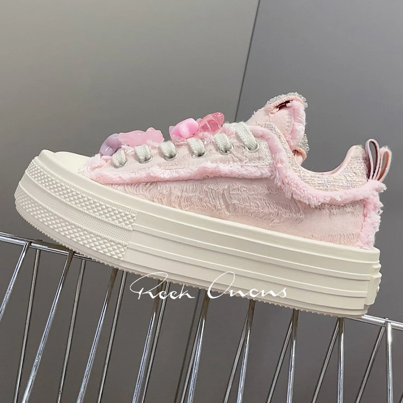 

Autumn New Ladies Leisure Shoes Unique Tassel Design Height Increasing Sneakers Round Head Non-slip Thick Bottom Female Loafers