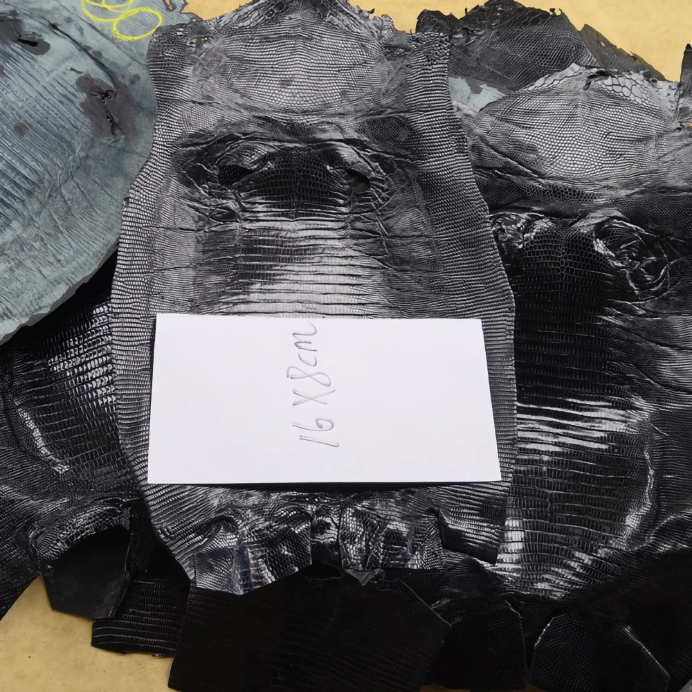 Description Picture 4 of itemGenuine Lizard Skin, Natural Leather Hides, Craft Material for Wallet, Handbag, Watch Band, Black, 25-30 X (18-20)cm, 0.6mm