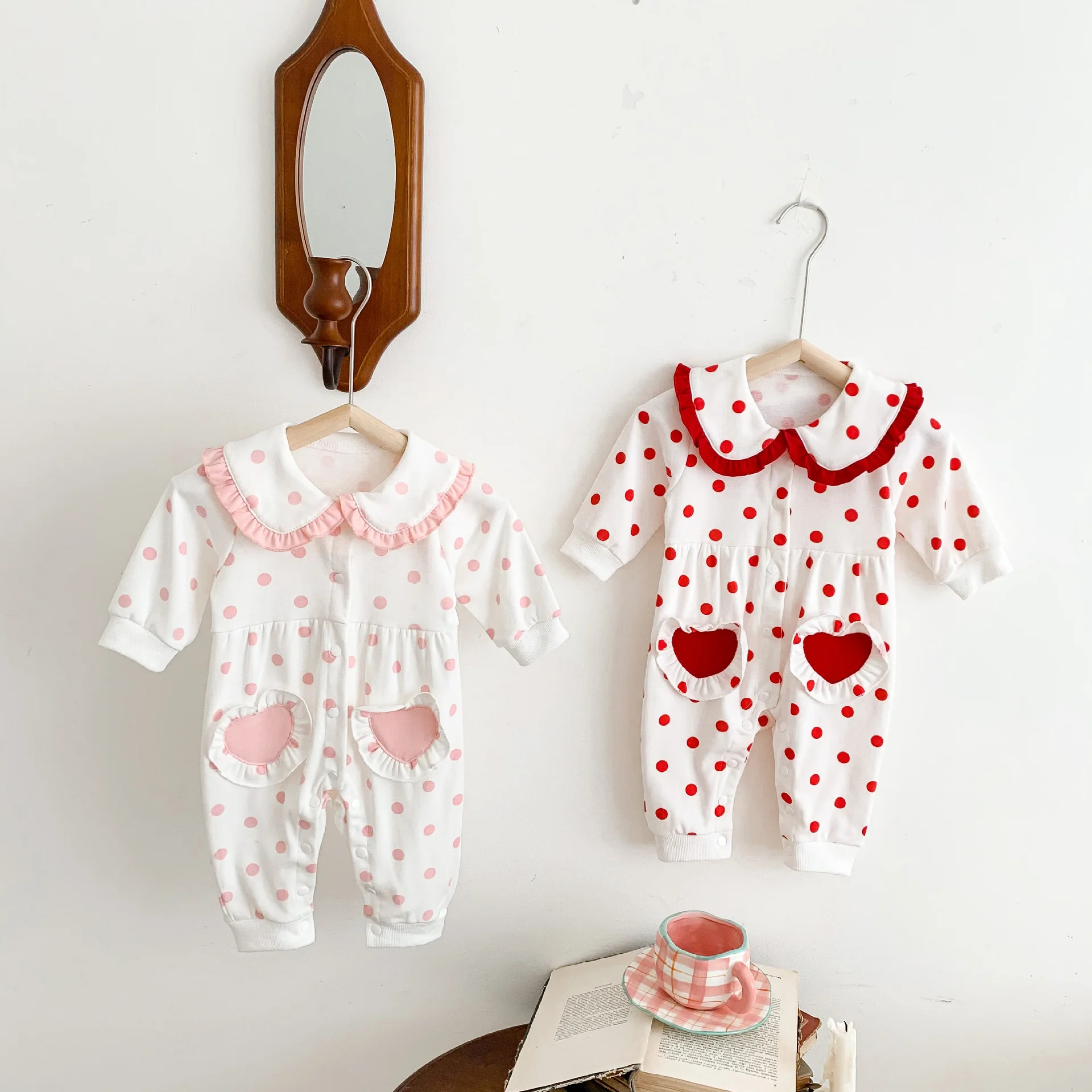 

Dots Lovely Baby Ruffled Girls One Piece Coverall Jumpsuits Toddler Cotton Onesies Bodysuits Infant Outfit Rompers 0-36 Months