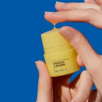 Propolis Lip Balm Moisturizing Soothing Fade Lip Lines Lip Jelly Prevent Dryness Cracking Collagen Nourishing Lip Care Cream 1