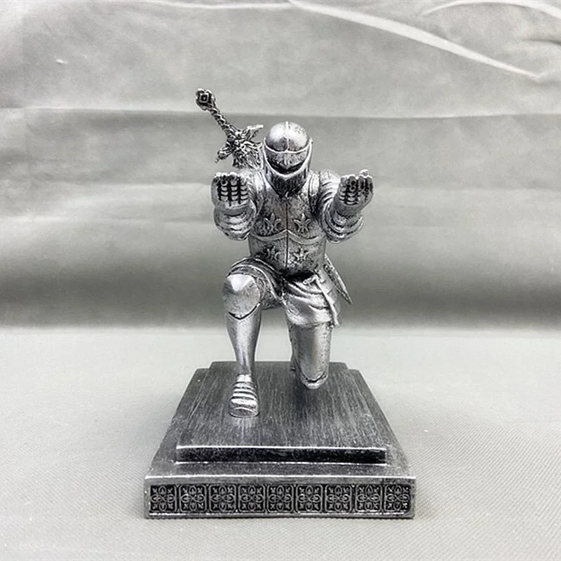 Executive Officer Knight Pen Watch Holder with Sword 15*10*15cm Armor Knight Stationery Medieval Theme Resin Decor for Office