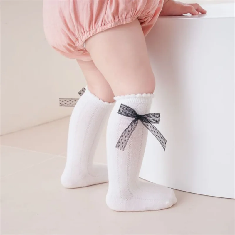 Adorable Baby Girl Lace Ruffle Socks with Bowknot Detail Soft Cotton Princess Mid-Calf Socks for Year-Round Wear