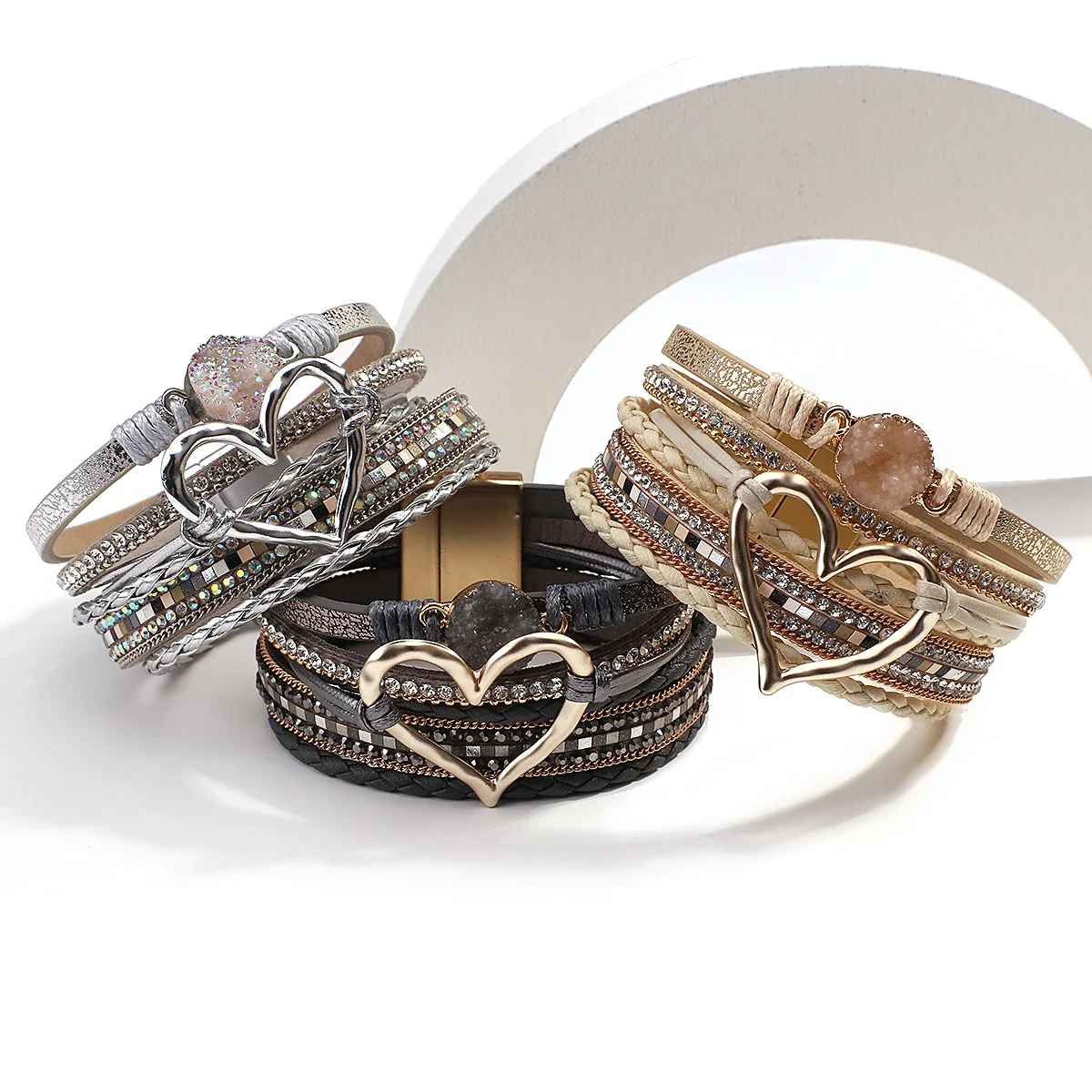 Amorcome Fashion Braided Leather Wrap Bracelets Bangles Multilayer Resin Stone Hollow Heart Charm Bracelets Women Gift Pulseira bracelet jewelry