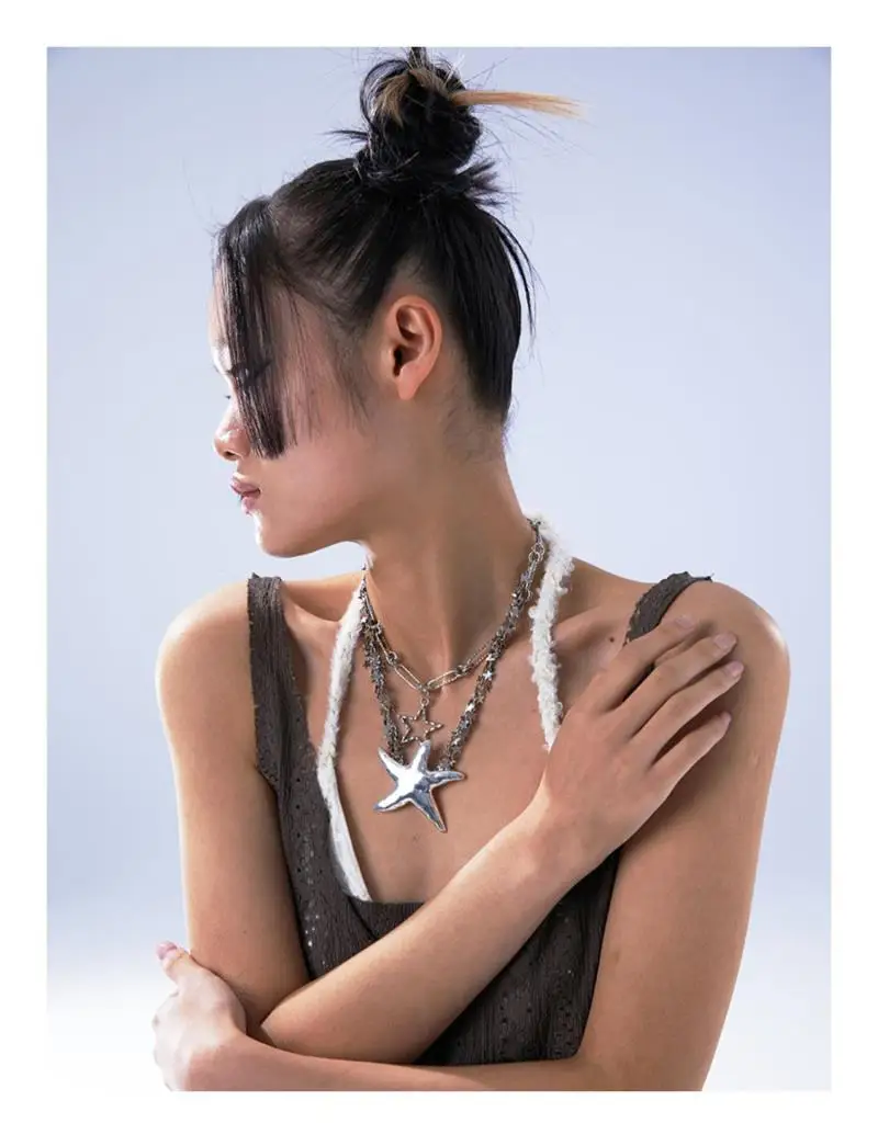 New 2023 Exaggerated Fashion Tribal Ocean Star Five-pointed Necklace Neutral Long Pendant Banquet Jewelry Gift