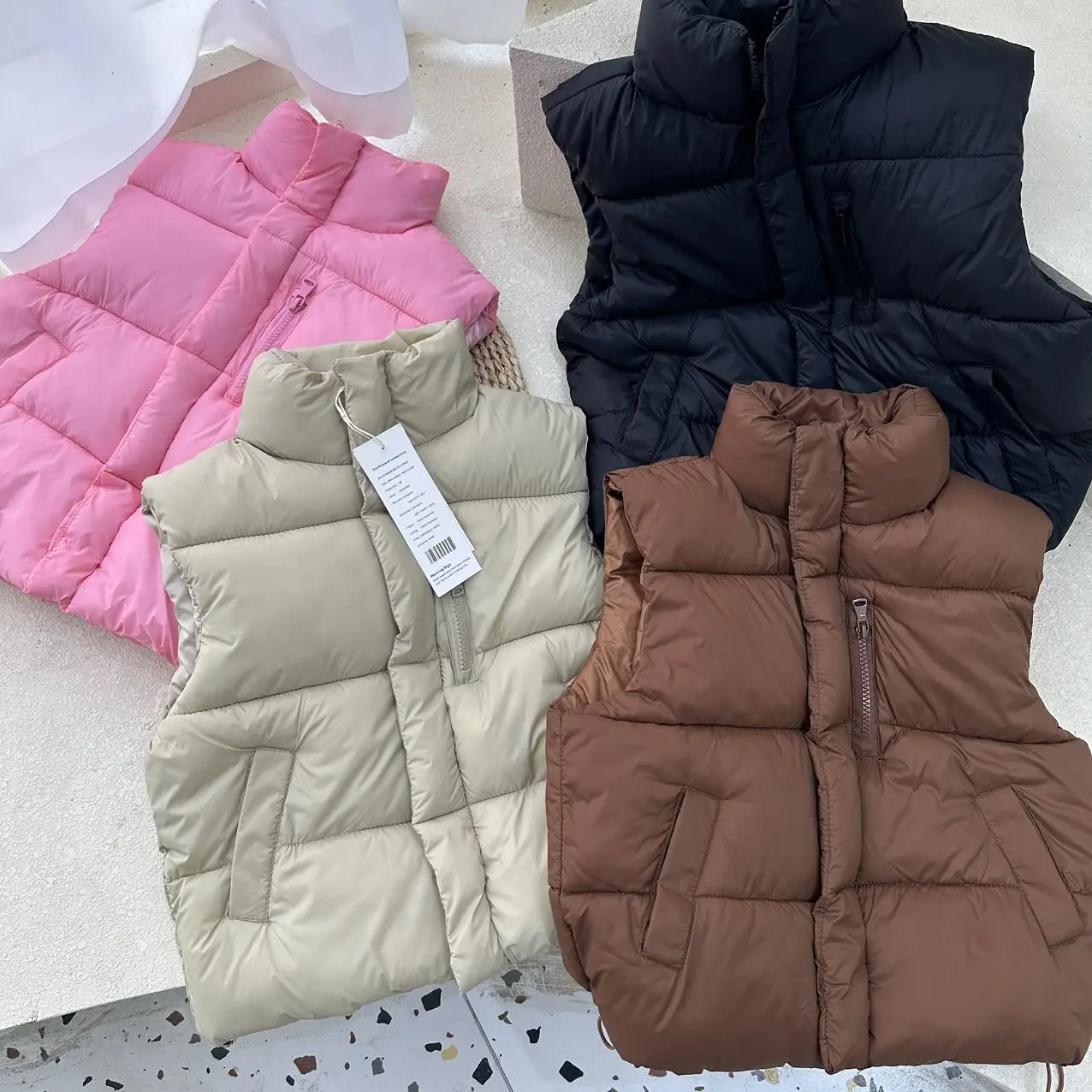 

2023 Kids Winter Cotton Down Vest Girls Sleeveless Jacket Outer Vests Cotton Padded Waistcoat Boy Outerwear Kid Clothes V01