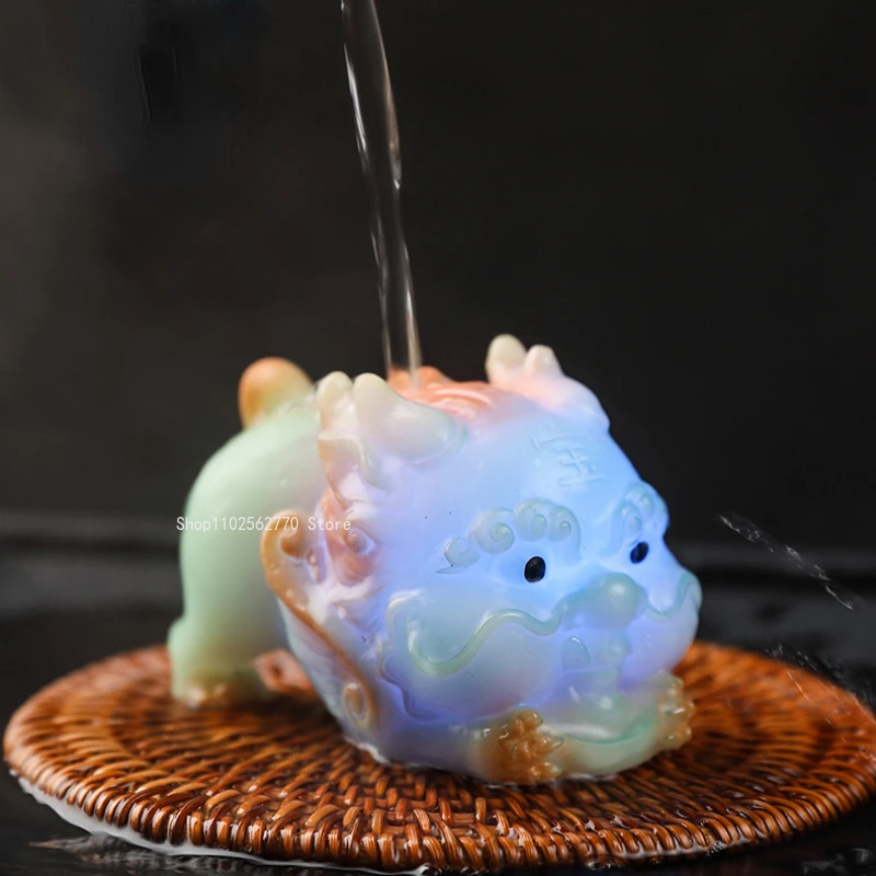 Tea Pet Ornaments High Temperature Luminescent Color-changing Resin Tea Pet Home Interior/office /teahouse Desktop Decoration Tea Set Accessories