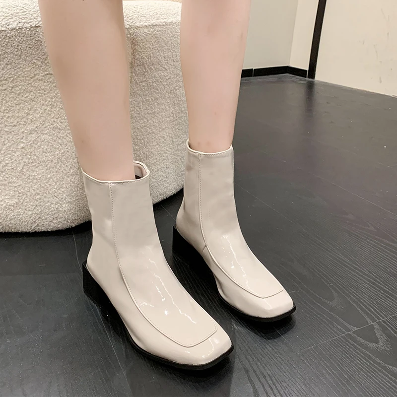 Square-toe Short Boots Women's 2023 Autumn and Winter New Korean Style High-heeled Boots Side Zipper Platform Boots Women Boots