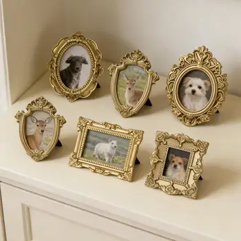 5 Pezzi Cornici Miniatura Decorative, Piccole Cornici in Resina Dorata, Accessori per Mini Casa, Oggetti di Scena per Foto, Cornici Vintage con Charm