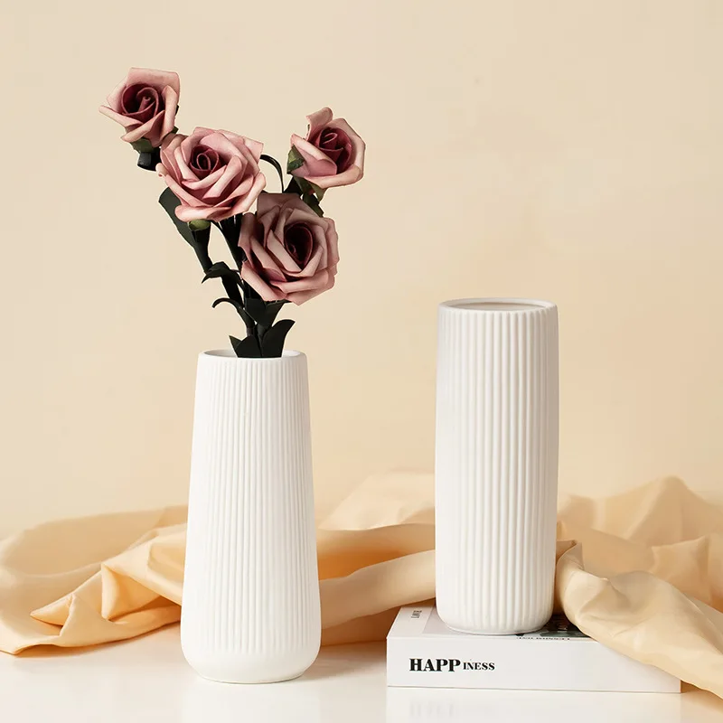 

Creative Ceramic Vase for Hydroponic Flower Pot, Perfect Addition to Your Living Room Décor in Creative Home